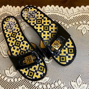 VINTAGE TORY BURCH SANDALS WOMEN SIZE 10, BLACK & GOLD, WOOD PLATFORM BOTTOM